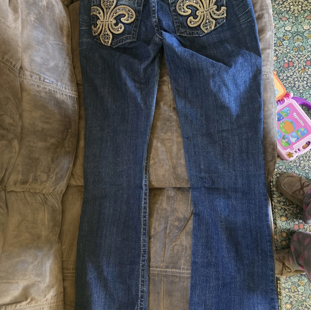 Miss Me jeans. Size 32 Bootcut. - Picture 4 of 6